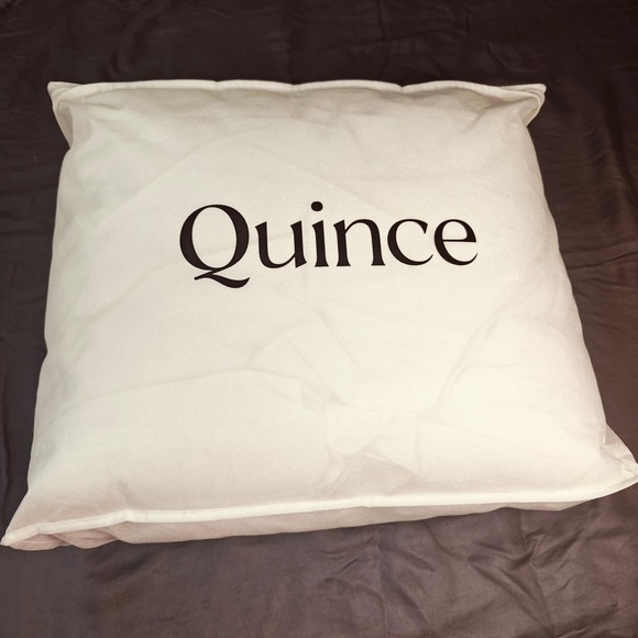 Quince Other - Quince Full Queen White Down Alternative Comforter 100% Cotton cover